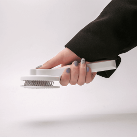 Cat Grooming Brush, Self Cleaning Slicker Brushes For Dogs Cats Pet Grooming Brush Tool Gently Removes Loose Undercoat (Color: White)
